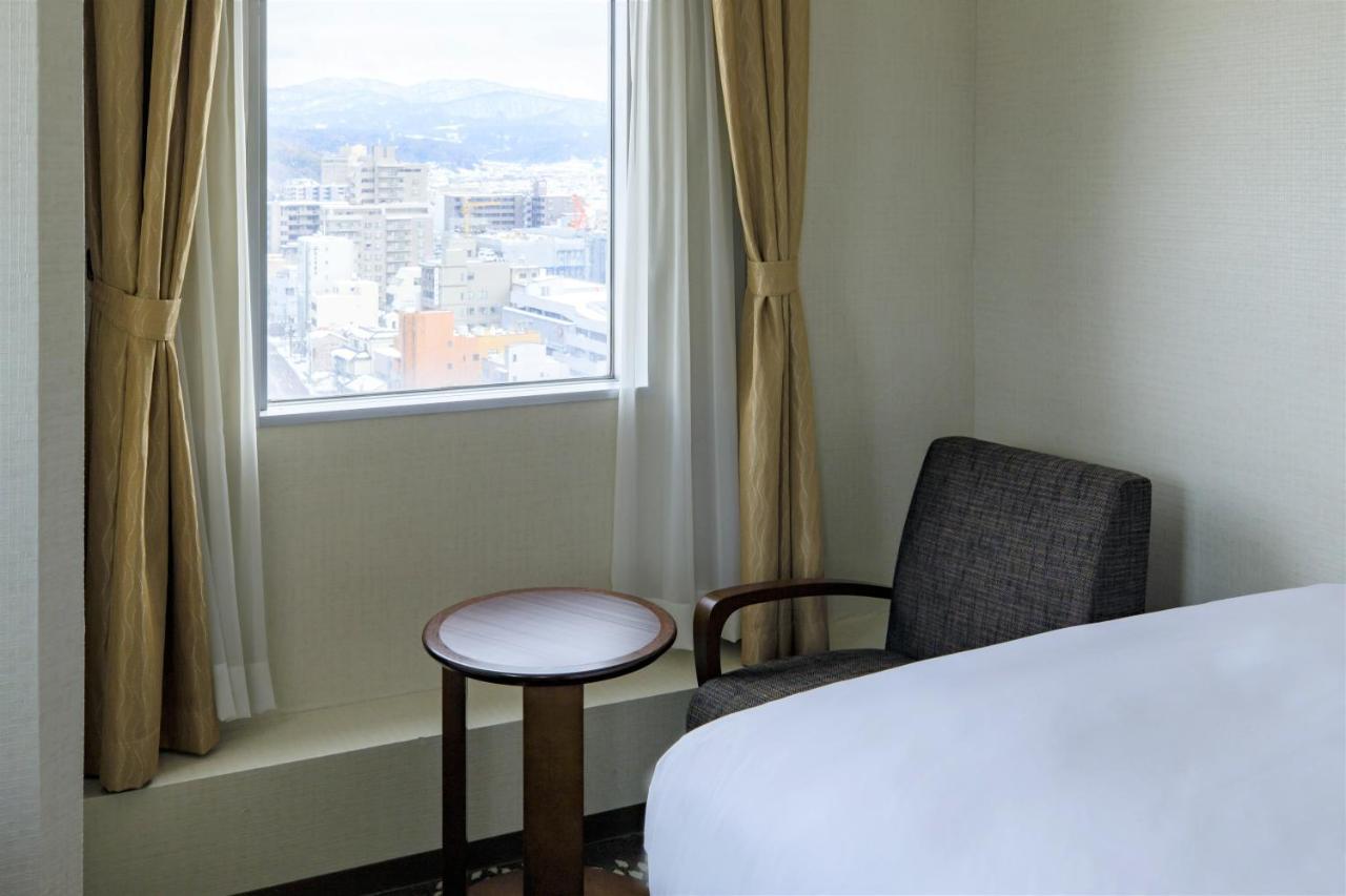 Ana Holiday Inn Kanazawa Sky By Ihg Exterior photo