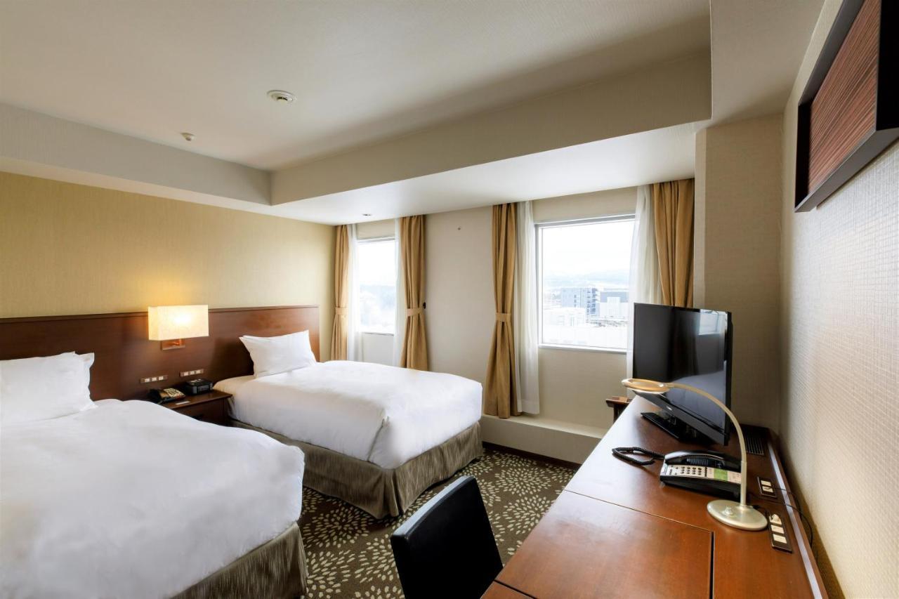 Ana Holiday Inn Kanazawa Sky By Ihg Exterior photo