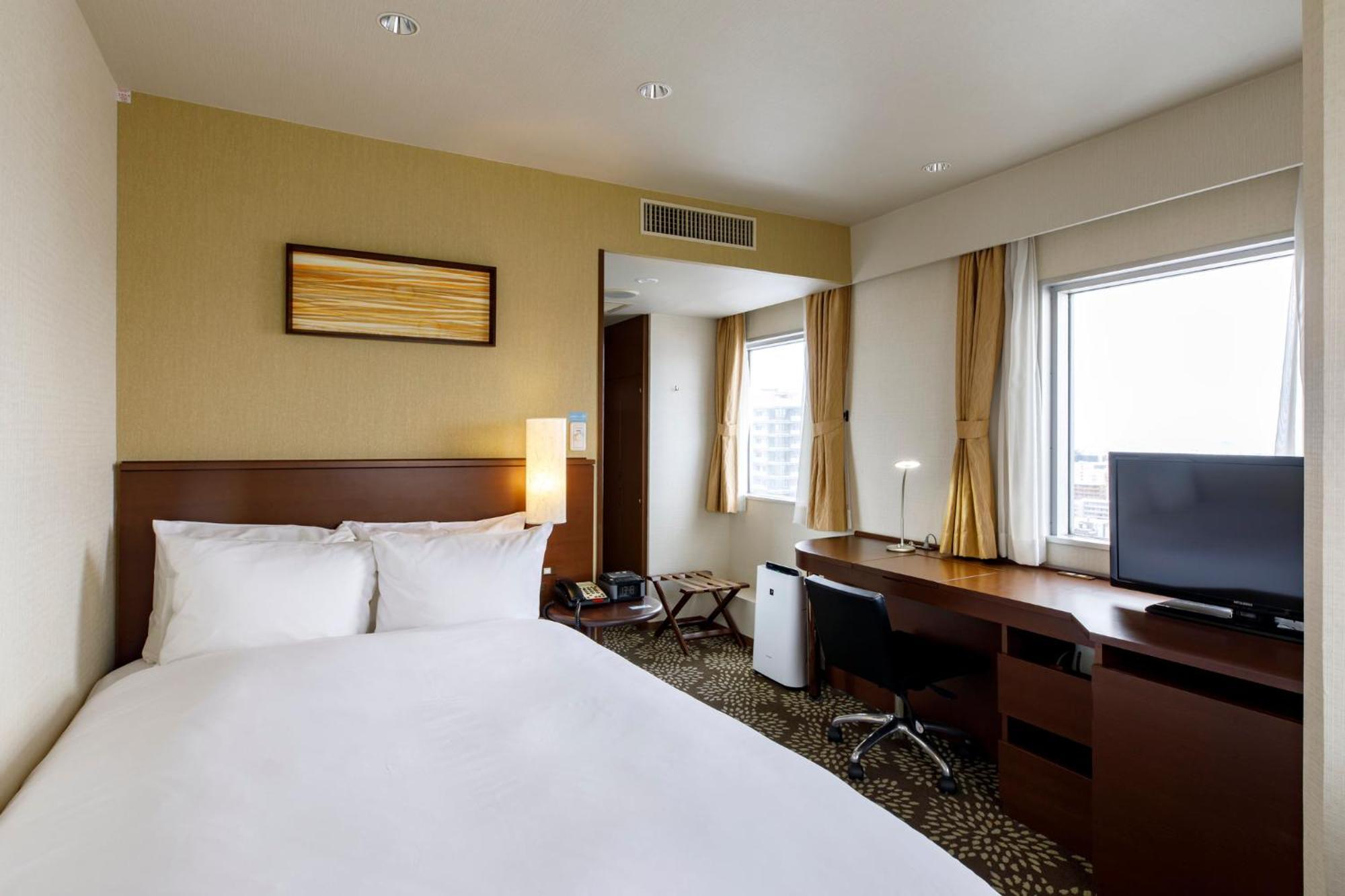 Ana Holiday Inn Kanazawa Sky By Ihg Exterior photo